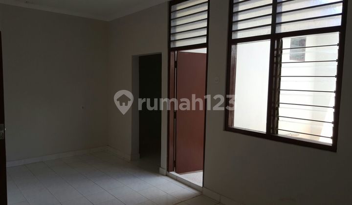 Good for Investment and Exclusive Boarding House Business in Cirendeu, South Jakarta (Aa/Jp) 2