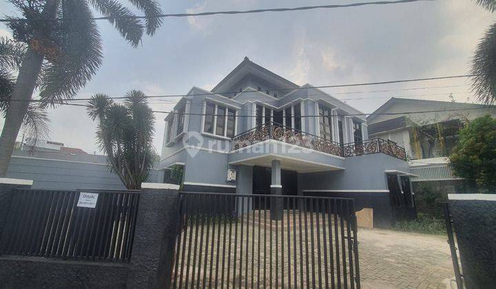 Dijual Bangunan 3 Lantai Di Warung Jati Pejatem, Jaksel (ir) 1