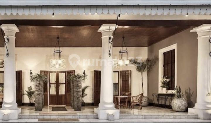 For Rent/Sale Historic Design House in Kemang, South Jakarta (sd) For Rent/Sale Historic Design House in Kemang, South Jakarta (sd)