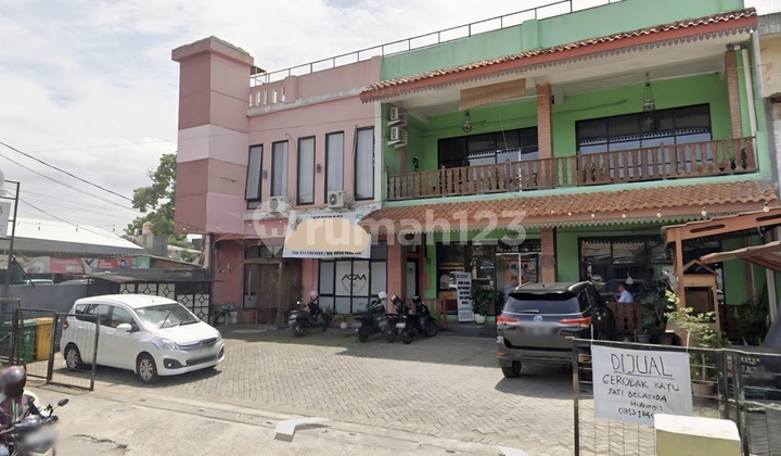 Disewakan Ruko 2 Lantai Cocok untuk Coffe Shop, Kantor di Beji Depok (Dd)