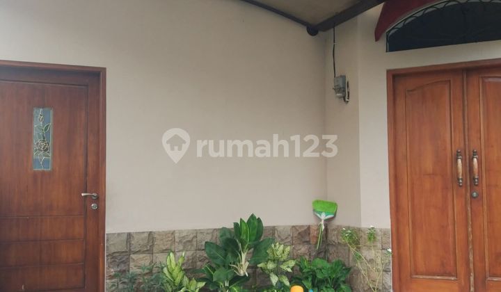 Rumah Secondary Dalam Komplek Akses Bagus Dekat Mrt Di Pangkalan Jati Cinere 2
