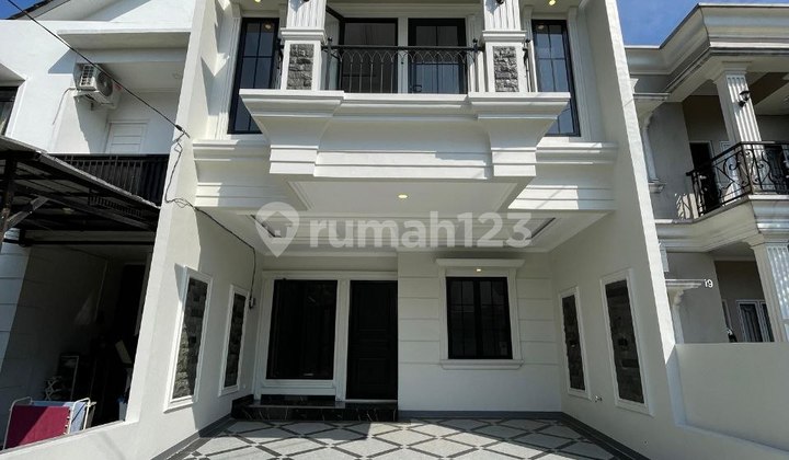 Rumah Siap Huni Carport Luas Akses Strategis Dekat Stasiun Di Kalimulya Cilodong