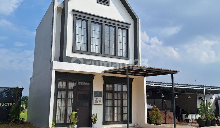 2-Storey House in a Cluster Ready to Occupy, Adjacent to MRT in East Ciputat 2