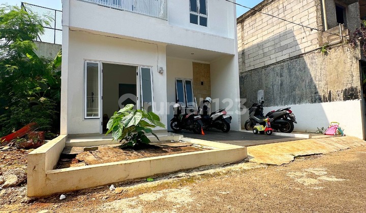 Rumah Siap Huni Dalam Cluster Dekat Jalan Raya Bogor dan LRT di Kalisari Jakarta Timur Rumah Siap Huni Dalam Cluster Dekat Jalan Raya Bogor dan LRT di Kalisari Jakarta Timur
