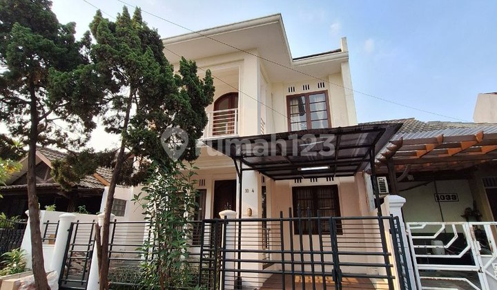 Large Land House in a Complex Ready to Occupy Adjacent to Station in Ciputat 2