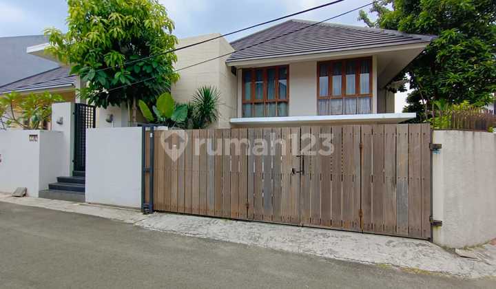 Dijual Rumah Mewah Tanah Luas Dalam Komplek Siap Huni Akses Bagus di Joglo Dijual Rumah Mewah Tanah Luas Dalam Komplek Siap Huni Akses Bagus di Joglo