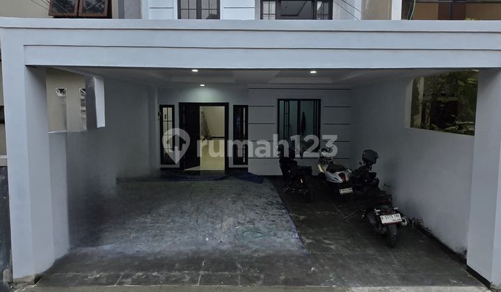Rumah Baru 2 Lantai Siap Huni Tahap Finishing Di Duren Sawit Jaktim 1
