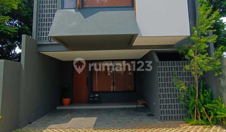 Rumah Baru 2 Lantai Semi Furnished Dalam Cluster Dekat Akses MRT dan Pintu Tol di Rempoa Tangsel
