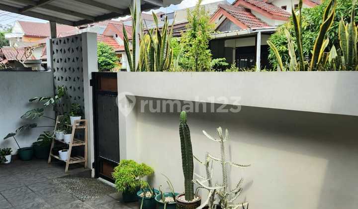 Secondary House with Large Land Semi-Furnished Ready to Live Cheapest in Pamulang 2