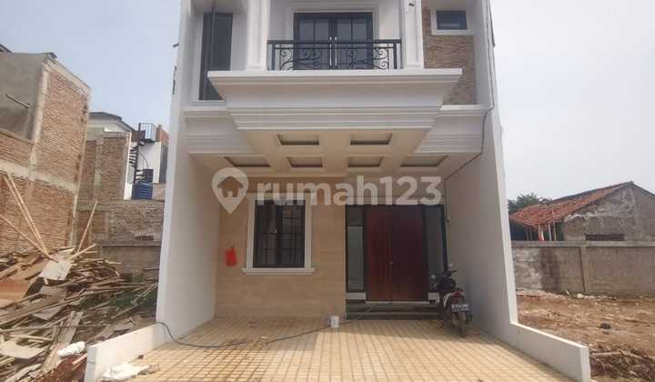 Rumah Baru 2 Lantai Dalam Cluster Dekat LRT dan Pintu Tol di Cimanggis Rumah Baru 2 Lantai Dalam Cluster Dekat LRT dan Pintu Tol di Cimanggis