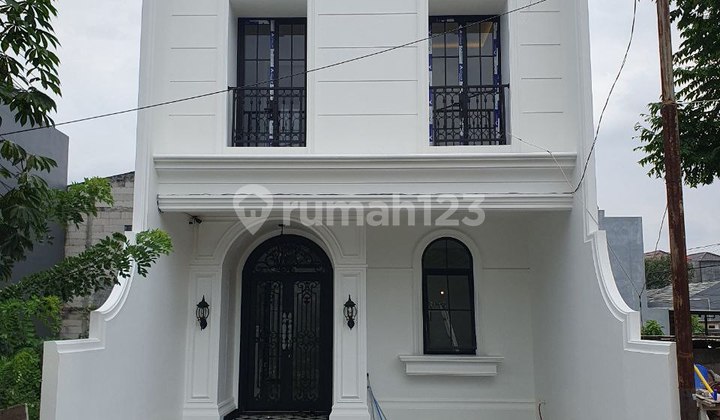 Rumah Mewah Modern 3 Lantai Selangkah Ke Pintu Tol Desari Di Ciganjur Jagakarsa