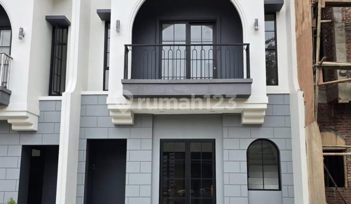 Dijual Cepat Rumah Murah Dibawah Pasaran Akses Bagus Dekat Tol dan MRT di Megapolitan Cinere