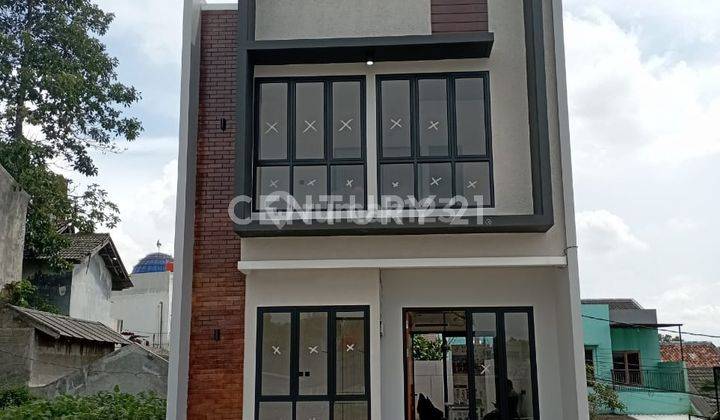 Rumah Modern Dalam Cluster Dekat Graha Raya Tangsel 1