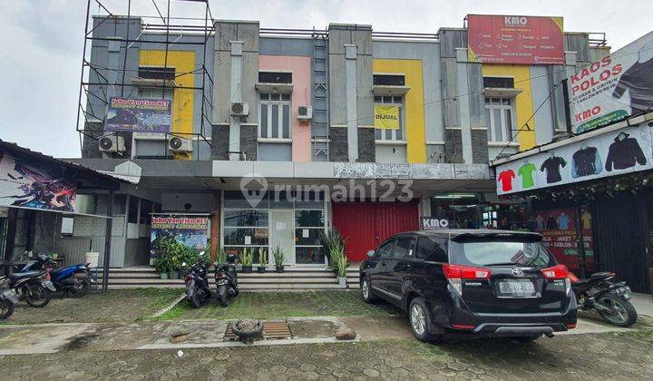 Ruko 3 Lantai Siap Pakai di Ciluar Simpang Pomad 1