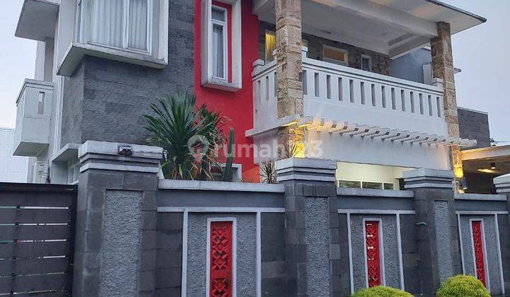 Rumah Hook di Bogor Timur Dengan Kolam Renang Tol Summarecon 1