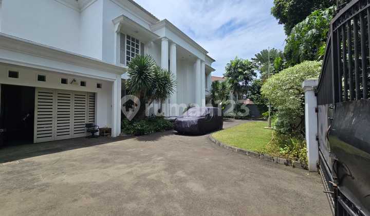 For Sale Rumah Mewah Siap Huni di Selong Senopati Kebayoran Baru Jakarta Selatan Shmluas Tanah 1.090M2 ( Fisik 1.220M2 )Luas Bangunan 670M2bangunan 2 Lantaikamar Tidur 6 Kt (2 Dibawah, 4 Diatas)Kamar Mandi 6 Kmprivate Swimming Poolpln 30000Wattair Jetpump For Sale Rumah Mewah Siap Huni di Selong Senopati Kebayoran Baru Jakarta Selatan Shmluas Tanah 1.090M2 ( Fisik 1.220M2 )Luas Bangunan 670M2bangunan 2 Lantaikamar Tidur 6 Kt (2 Dibawah, 4 Diatas)Kamar Mandi 6 Kmprivate Swimming Poolpln 30000Wattair Jetpump