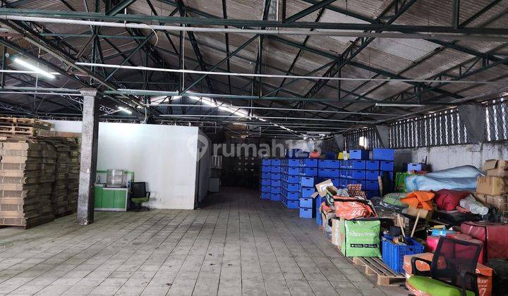 02
For Rent Gudang Siap Pakai Di Grogol Utara Kebayoran Lama Jaksel

SHM
LT : 680m²
LB: 81m²
Fasilitas : carport,Garasi,PAM, Telepon

Harga 650jt/ thn
Min 2 thn 1