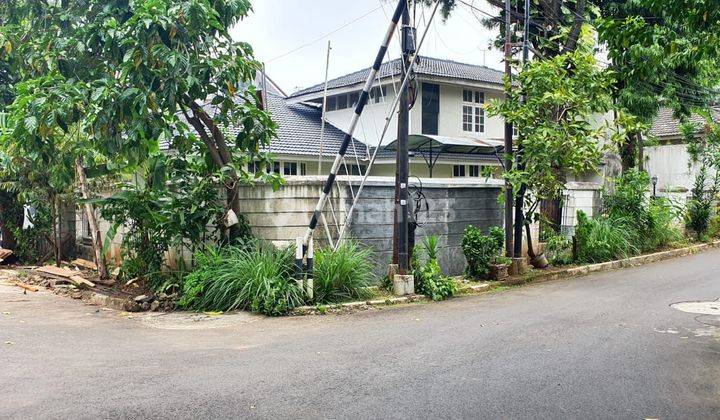 Turun Harga!! Ijual Rumah Siap Huni Di Cipete Jakarta Selatanshmlt. 750m²lb. 398m²1.5 Lantailantai Bawah 4 Ruangan2 Kamar Mandilantai Atas 2 Ruangan1 Kamar Mandi2 Kamar Maid1 Kamar Mandilistrikair Tanahgarasi 2 Mobilcarport 2 Mobilhalama 2