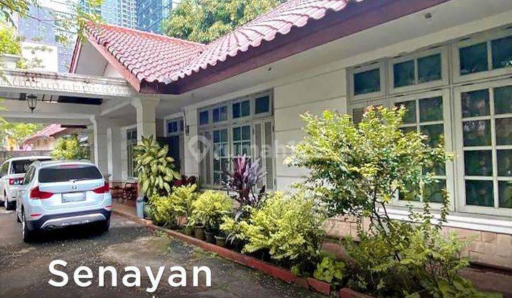  Turun Harga!! Dijual Rumah (strategis Berada Kawasan Scbd) Jl. Tulodong Atas Senayan Kebayoran Baru Jakarta Selatanluas Tanah: 1420m²luas Bangunan: 800mbentuk Tanah: Kotakkamar Tidur: 10kamar Mandi: 7kamar Art: 4, Kamar Mandi: 2listrik: 11.000wattharga J 1