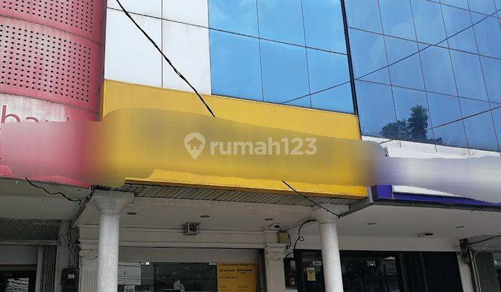 17

turun Harga !! Di Jual Ruko Hot Deal Di Radio Dalam Kebayoran Baru Jakarta Selatan

shgb
luas Tanah 111 M2
luas Bangunan 188 M2
kamar Mandi 3
3 Lantai
hadap Timur
listrik 11.000
sertifikat On Hand
tersewa Sampai Desember 2025

harga 7.5 M Menjadi 6.2  1