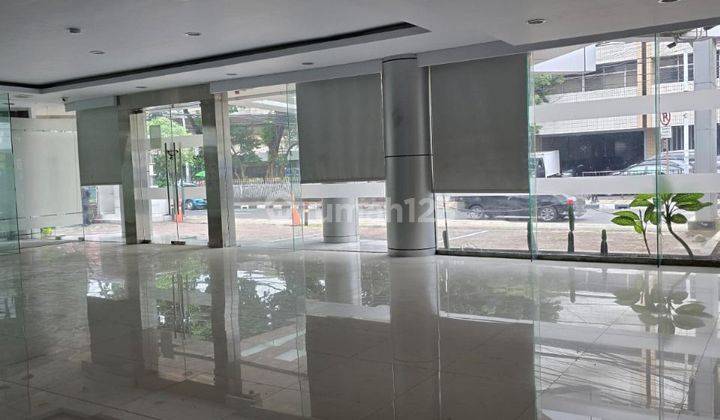 02-384
FOR RENT GEDUNG SIAP PAKAI DI MENTENG JAKARTA PUSAT
Detail Spek : 
Luas Tanah: 1.107m²
Luas Bangunan : 1.632,31m²
Lantai 1 = 290m²
Lantai 2 = 418m²
Lantai 3 = 418m²
Lantai 4 = 389,19m²
Lantai 5 = 307,42m²
Sarana Fasilitas :
- Apar (Setiap Lantai)
- 1