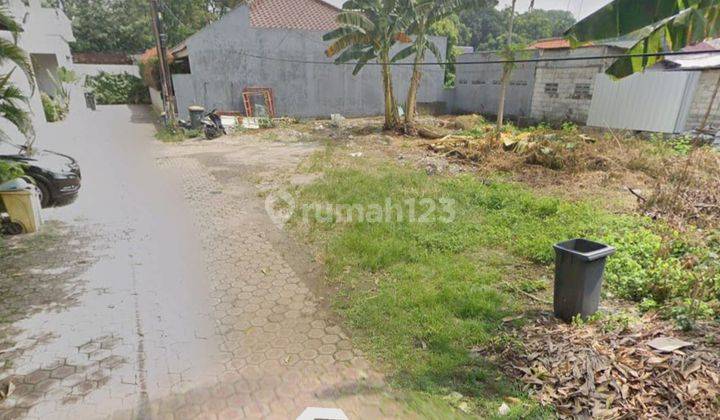 Di Jual Cepat Tanah Kavling di Jl Benda bawah No 69E RT 06/04 Cilandak Timur  Jakarta Selatan

SHM
Luas tanah 357 M2 
harga :  5.712 M  (16 jt/meter) Nego

lebar 21 × 17
lebar jalan 2 Mobil