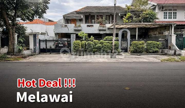 For Sale Cheap! Strategic House on Melawai Street Near Panglima Polim - Blok M, South Jakarta
Rare Opportunity to Own a House in the Most Vibrant Area of South Jakarta. Super Strategic Location, Suitable for Residence, Office, Clinic, or Investment.
Specifications:
Area: