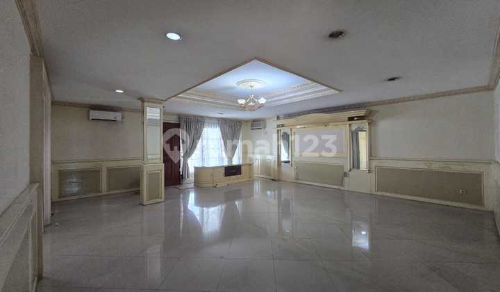 For Sale And For Rent Rumah Siap Huni Di Pondok Indah Jakarta Selatan Shmluas Tanah 800m²luas Bangunan 650m²kamar Tidur . 5 + 1artkamar Mandi . 5 + 1artpavilion2 Lantaiswimming Pool 4 X 11dapur Bersih & Kotorlistrik 23000wattgarasi 1 Mobilcarport 4 Mobilh 2