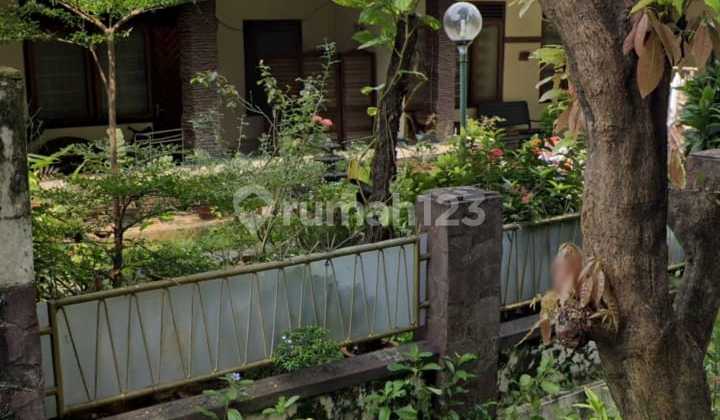 Turun Harga!! Di Jual Rumah Tua Hitung Tanah Bangunan Masih Layak Huni Area Prime Senopati Kebayoran Baru Jl. Cibeber, Senopati Kebayoran Baru Jakarta Selatanshm Luas Tanah: 478m²luas Bangunan: 300m(dibelakang Masih Ada Brandgang)bentuk Tanah: Ngantongleb