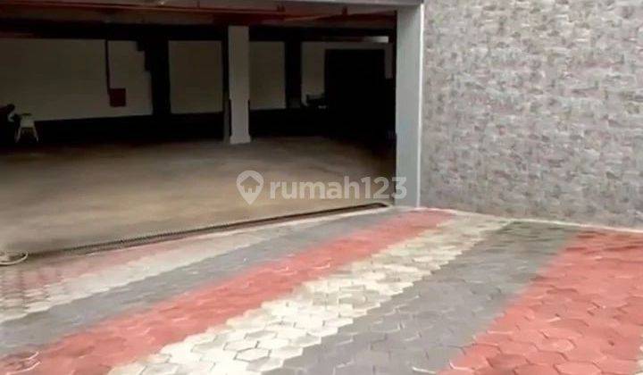 Dijual Gedung Perkantoran Baru izin Commercil. Siap langsung operasional di pondok pinang/ Tb simatupang. Jaksel.

Spesifikasi:
• LT: 965 m
• LB: 4000 m
• Toilet : 4 buah/It
• Basement
• Kapasitas Parkir 60 mobil & 120 motor
• 8,5 Lantai
• 2 Lift
• Roofto 2