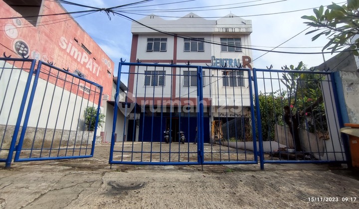 Harga Diskon!! Di Jual Via Lelang Bank Ruko Jln Ciledug Raya No 43-45 A Kel Petukangan Utara Kec Pesanggrahan Jakarta Selatanluas Tanah 280 M²luas Bangunan 408 M²harga Pasarharga Jual 7.006.000.000dimensi Tanahlebar Muka (frontage): ± 8 Mpanjang : ± 35 Mj 1