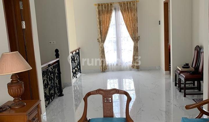 Di Jual Rumah di Jalan Abdul Majid Cipete Selatan Jakarta Selatan SHM + IMB. Luas Tanah 225 M,Luas Bangunan 159 M²Kamar Tidur 4Kamar Mandi 4Kt 1+ Km 1 Pembantu 10M X 22,5 M Kotak , Bangunan Baru 2 Lantai, Sanitary Kohler Grohe Harga Rp.12 M 2