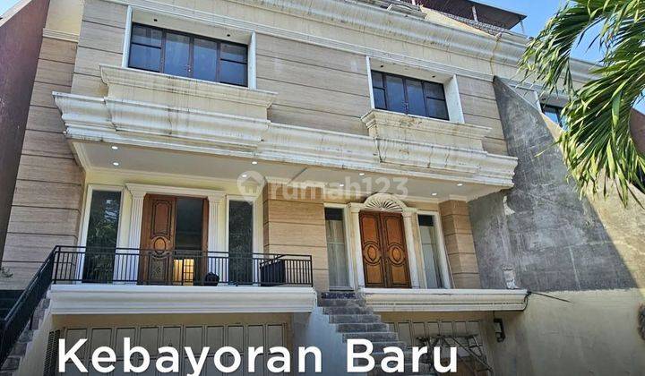 Di Jual Mini Building Area Senopati Jl.wijaya Kebayoran Baru Jakselluas Tanah : 430m²luas Bangunan: 830mdimensi Tanah: 29x14,8bangunan 4 Lantaimasih Ada Space Untuk Pasang Lift
terdiri Dari :-basement Luas Bangunan 286,3 M-lantai 1 Luas Bangunan 234,52 M- 1