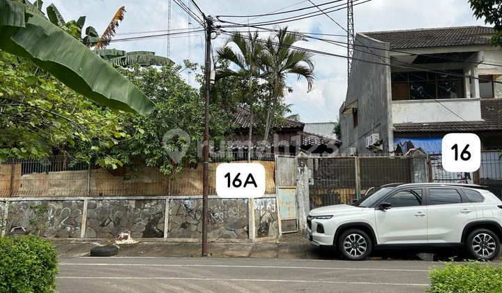 Di Jual Rumah Hitung Tanah Jl. Mesjid Nur No 16 & 16apermata Hijau Jakarta Selatansertifikat : Shm Luas Tanah : 827 M²harga Jual : 25 Jt / M² (nego)