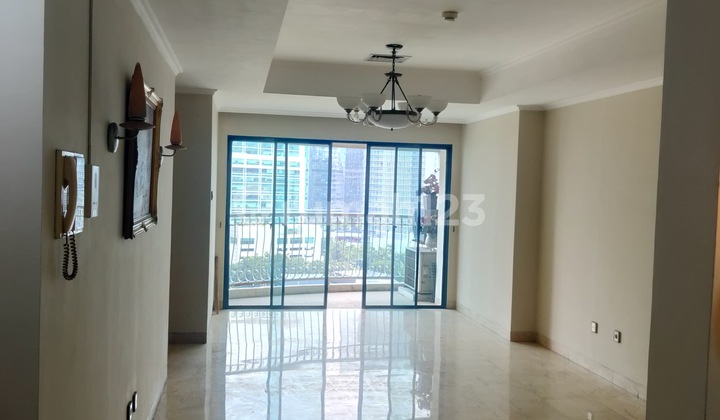 Dijual dan di Sewakan Apartement (Unfurnhised) Ambasador Kuningan Jakarta Selatanshmtipe : 3 Br 2 Km + 1 Kamar Pembantu 1 Kamar Mandi+ Pembantuluas : 120 M2harga Sewa Rp.120 Jt/ Thharga Jual Rp.2.2 M 2