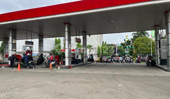 For Saletanah Komersialdi Mampang Prapatan Jakarta Selatanshgblt. 5781m²harga 48jt/ M2 For Saletanah Komersialdi Mampang Prapatan Jakarta Selatanshgblt. 5781m²harga 48jt/ M2