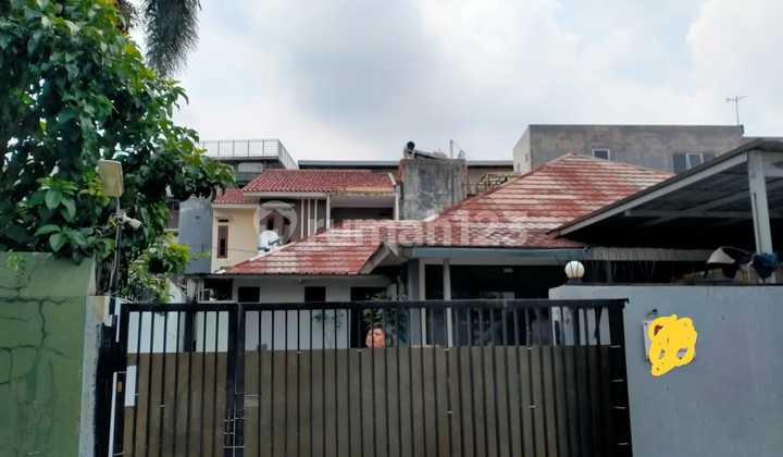 Dijual 2 Bangunan Dan Tanah Kosong D Jl H.salim Radio Dalam Jakarta Selatan Shm Luas Tanah : 489m²luas Bangunan : 400m²tanah Kosong : 60m²jalan : 29 M²listrik : 3500 Waatt+2200 Watt Bagian Depan Kamar Tidur : 3 Kamar Mandi : 2 Bagian Belakang Kamar Tidur Dijual 2 Bangunan Dan Tanah Kosong D Jl H.salim Radio Dalam Jakarta Selatan Shm Luas Tanah : 489m²luas Bangunan : 400m²tanah Kosong : 60m²jalan : 29 M²listrik : 3500 Waatt+2200 Watt Bagian Depan Kamar Tidur : 3 Kamar Mandi : 2 Bagian Belakang Kamar Tidur