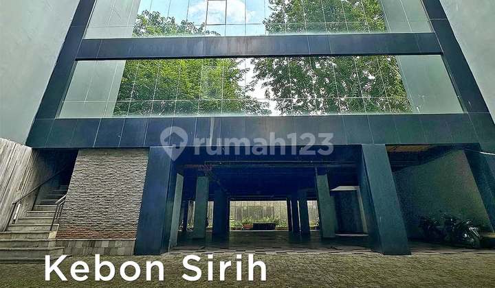 For Sale: Office Building in Kebon Sirih Area. Near Thamrin  
Land Area 786 m²  
Building Area 2,329 m²  
6 Floors + Mezzanine  
Electricity Capacity 164,000 Watt  
HGB (Right to Build) Until 2033  
Complete Documents  
South Facing  
Completion August 2017  
Building Specifications  
2 Lifts Serving 5 Floors