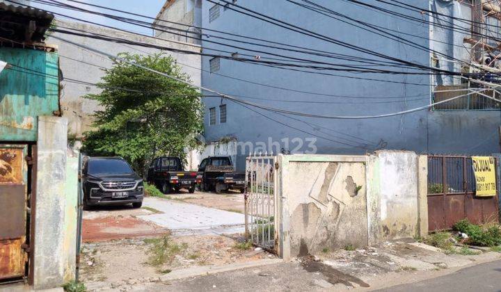 Dijual Tanah Kosong Di Jln. Bambu Kuning Kebayoran Baru Jakarta Selatan Shmluas Tanah:196 M2luas Tanag Lebar X Panjang 10 X 20 M2.hadap:baratharga Jual Rp. 6,5m Nego 2