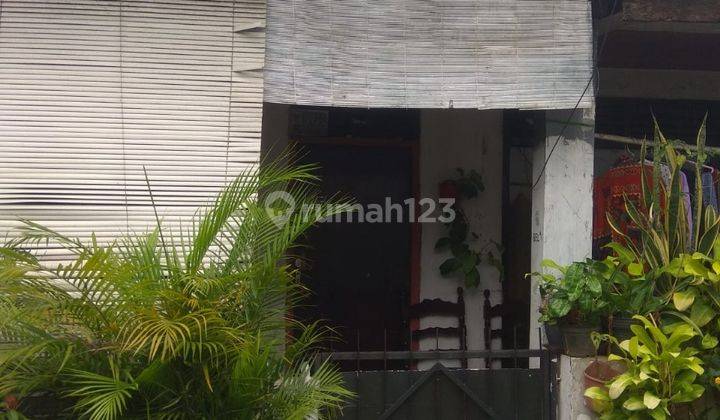 17-224DI JUAL RUMAH DI  JL. KOMPLEK DPR KELAPA DUA KEBON JERUK JAKARTA BARATSHMLUAS TANAH NYA 168 M2LUAS BANGUNAN 63 M2LANTAI 25 KAMAR TIDUR2 KAMAR MANDI1 KAMAR MANDI KECILHOOKAREA RUMAH DIDALAM KOMPLEK DPR BEBAS BANJIRSTRATEGIS100 METER KE HALTE BUSWAY S 1