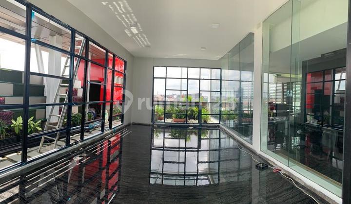 Disewa Office Space di Gedung Harvia Place Jl. Panglima Polim Raya Kebayoran Baru Jakarta Selatanluas Bangunan Nett: 110M²Lantai: 5 (Ada Lift) Ruangan: 4 Ruangankamar Mandi: 2Listrik: 16.500Watt (Prabayar) Kondisi: Semi Furnishsudah Termasuk Acac 5Pk - 1 