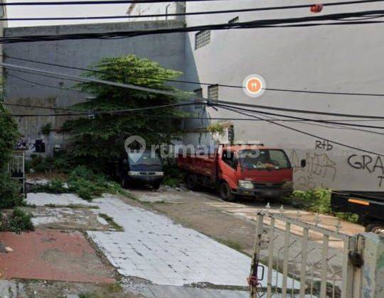 DI JUAL TANAH DI BAMBU KUNING PANGLIMA POLIM  KEBAYORAN BARU JAKARTA SELATAN

Luas tanah di sertifikat 192 m2
Luas tanah 200 m2 
Lebar 10 m x panjang 20 m
SHM
Hadap barat
Harga jual 6,7 M nego tipis 1