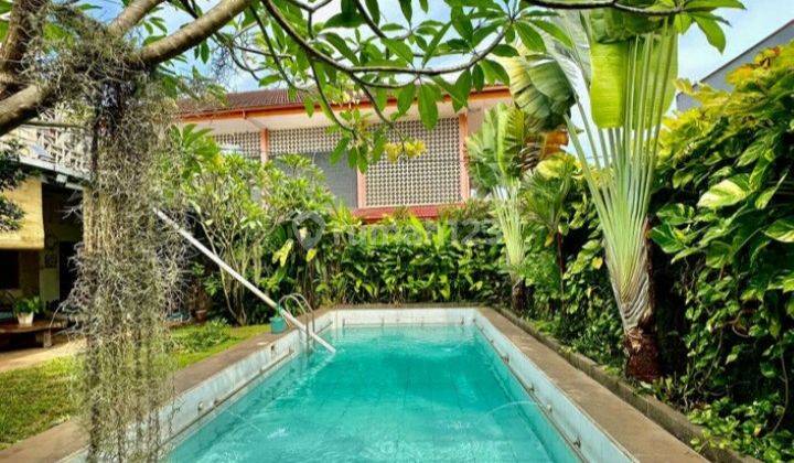 Turun Harga!!dijual Tropical House For Sale Jl.mawar Indah Lebak Bulus Jakarta Selatanshmluas Tanah : 440m2luas Bangunan 310m2kamar Tidur : 3+1kamar Mandi : 4+2kolam Renang 4x9mparkir Mobil 2+8gudang & Green Houselistrik 7.700kwhtahun Selesai Pembangunan  2