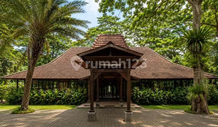 Jual Rugi Hitung Tanah di Bawah NJOP For Sale Rumah Luas Hitung Tanah Jeruk Purut Buntu, Cilandak Timur, Jakarta Selatan▪️ Legalitas : 4 SHM + Sht Brids▪️ Luas Tanah : 5.555 M²▪️ Luas Bangunan : 716 M²▪️ Jumlah Lantai : 1 Bangunan Utama▪️ Kamar Tidur : 2▪ Jual Rugi Hitung Tanah di Bawah NJOP For Sale Rumah Luas Hitung Tanah Jeruk Purut Buntu, Cilandak Timur, Jakarta Selatan▪️ Legalitas : 4 SHM + Sht Brids▪️ Luas Tanah : 5.555 M²▪️ Luas Bangunan : 716 M²▪️ Jumlah Lantai : 1 Bangunan Utama▪️ Kamar Tidur : 2▪