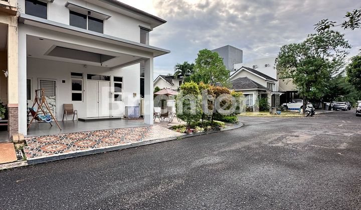 Perumahan elite siap huni baru renovasi dekat exit toll  JORR  Jatiwarna 2