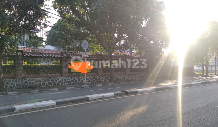 Rumah Bagus 2 Lantai Di Pejaten 2