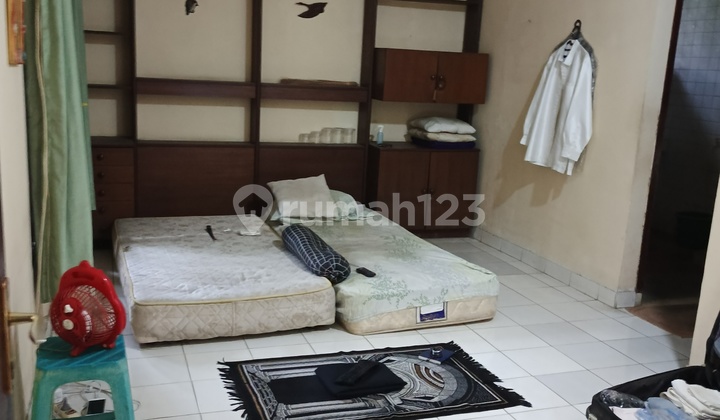 Selling Land with Free House in Bintaro