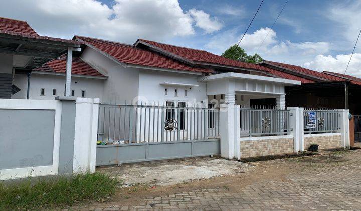 Dijual  Rumah Jalan Parit Demang Komplek Kurnia 9 1