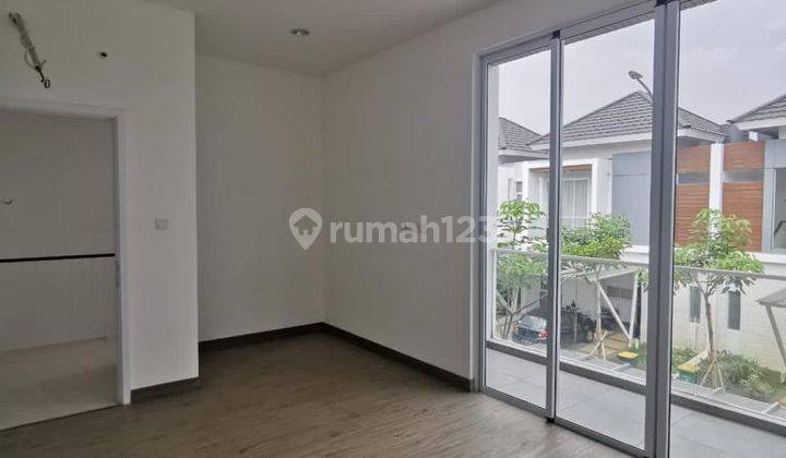 Dijual Rumah Hunian Siap Huni di Riviera Cove Cipondoh 1