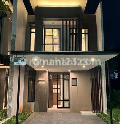 Rumah 2 Lantai Bagus SHM di Kuningan Village , Jakarta Utara 1
